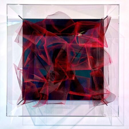 Carry Doorn - Fiber Art- Red Squares � Front-2023- 40x40x20 cm copy